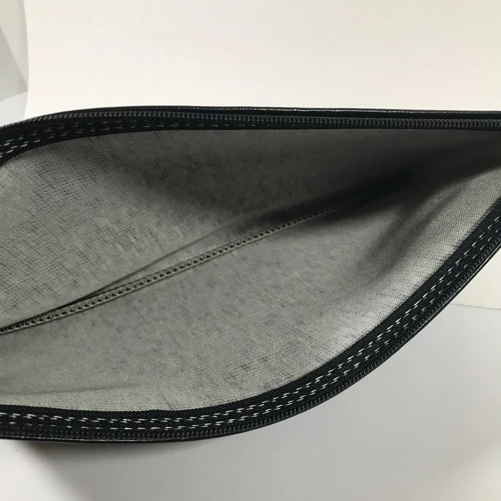 Tri-Chem Go For The Goal Star Graphic Zipper Pouch Black Gold Faux Leather Bag